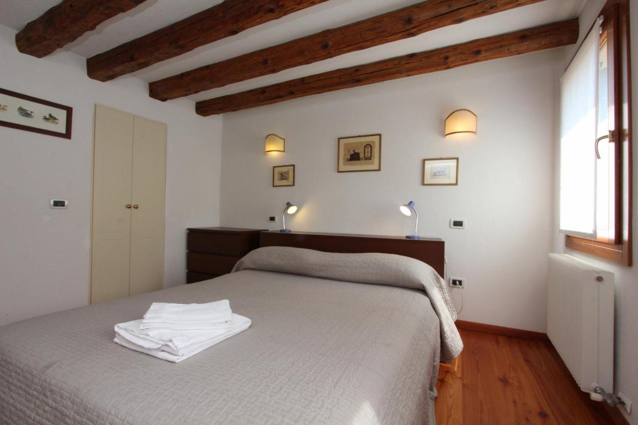 Residence Dei Mori Венеция Экстерьер фото